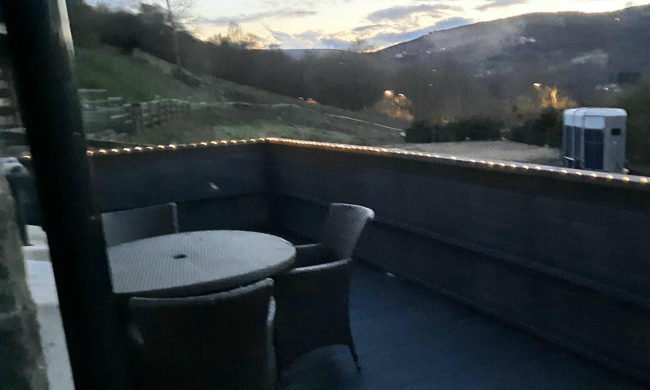 Bank Bottom Cottage Marsden Екстер'єр фото